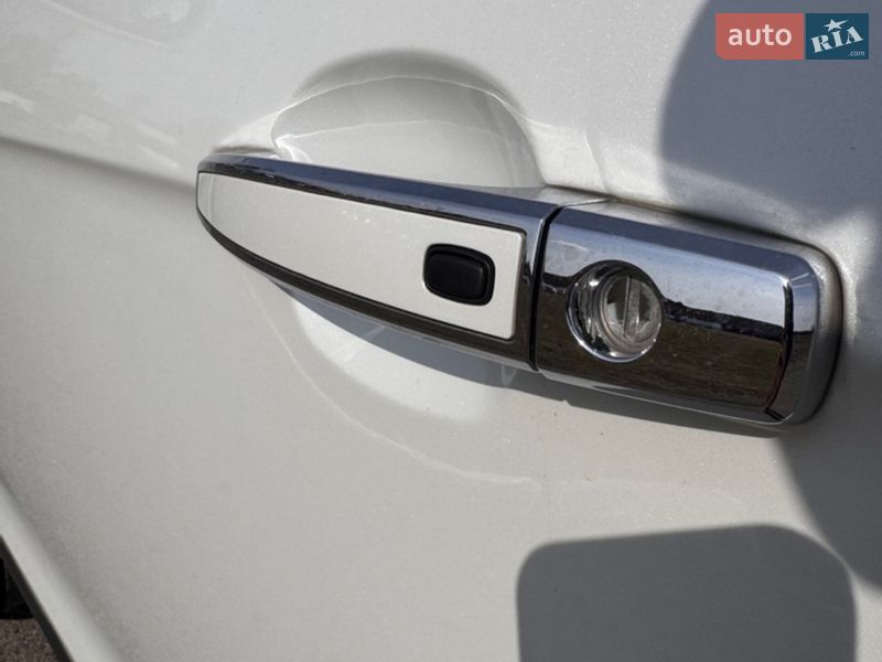 Позашляховик / Кросовер Chevrolet Captiva 2015 в Луцьку