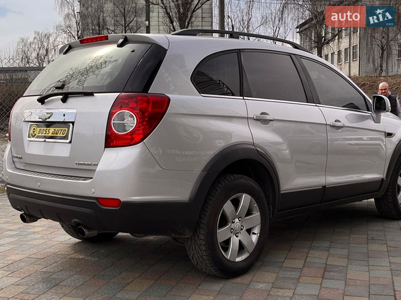 Внедорожник / Кроссовер Chevrolet Captiva 2011 в Стрые