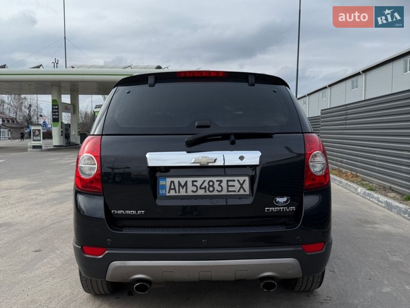 Позашляховик / Кросовер Chevrolet Captiva 2012 в Житомирі