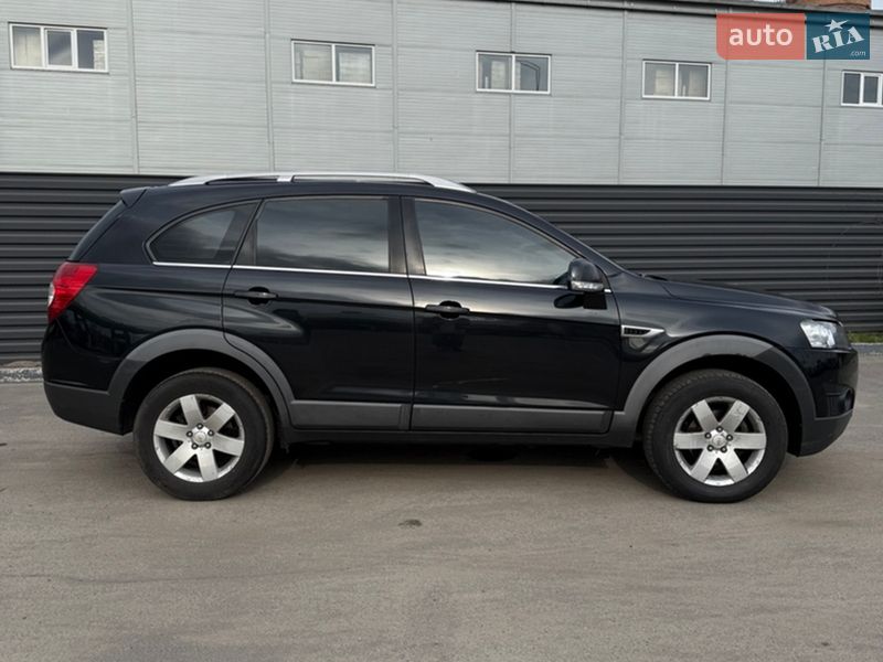 Позашляховик / Кросовер Chevrolet Captiva 2012 в Житомирі