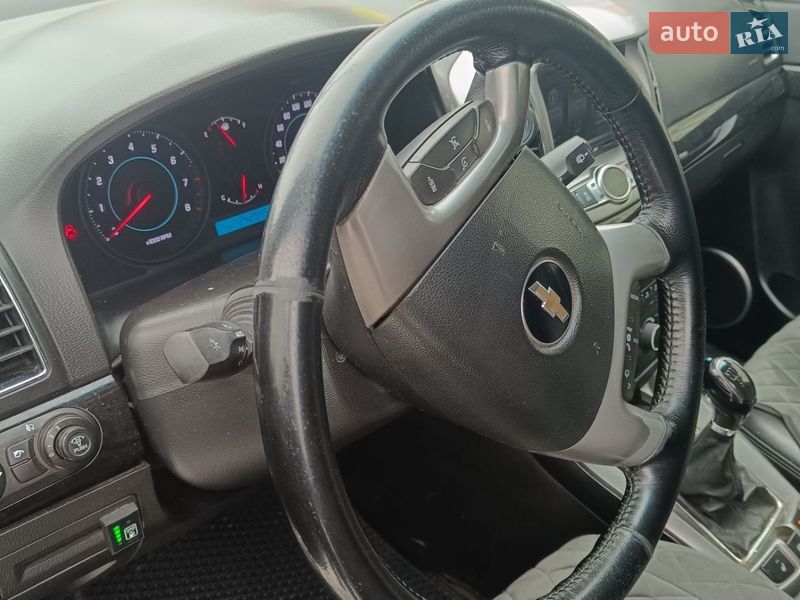 Позашляховик / Кросовер Chevrolet Captiva 2011 в Старокостянтинові