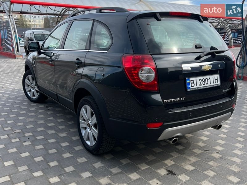 Внедорожник / Кроссовер Chevrolet Captiva 2010 в Полтаве