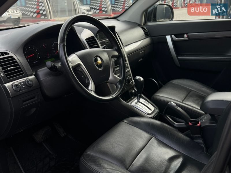 Внедорожник / Кроссовер Chevrolet Captiva 2010 в Полтаве