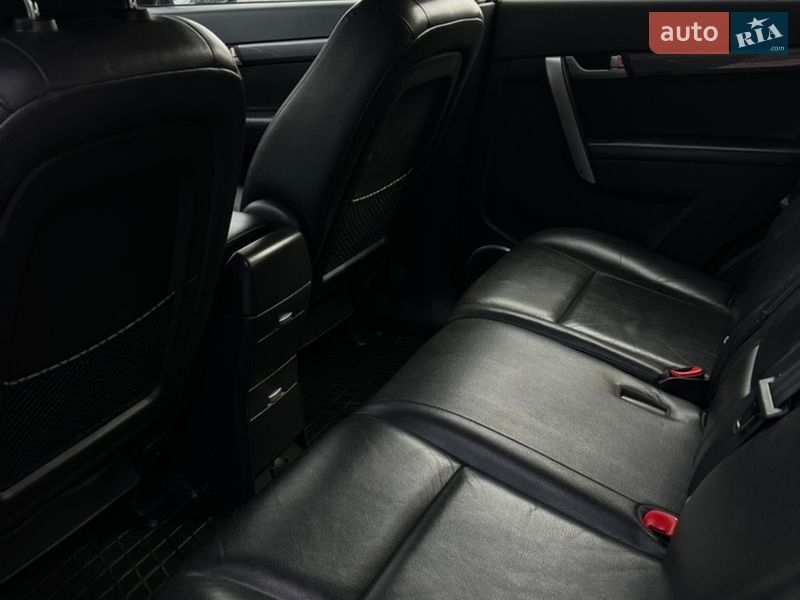Внедорожник / Кроссовер Chevrolet Captiva 2010 в Полтаве
