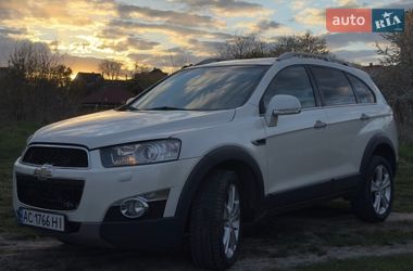 Позашляховик / Кросовер Chevrolet Captiva 2012 в Луцьку