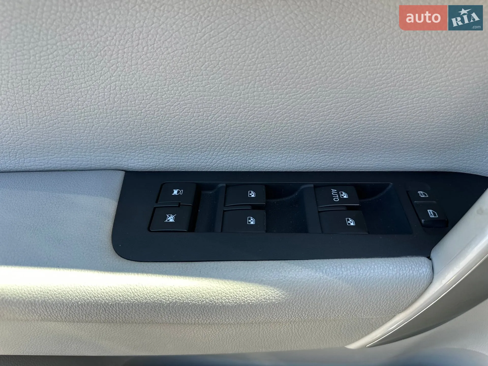 2012 Chevrolet Captiva - мініатюра 24