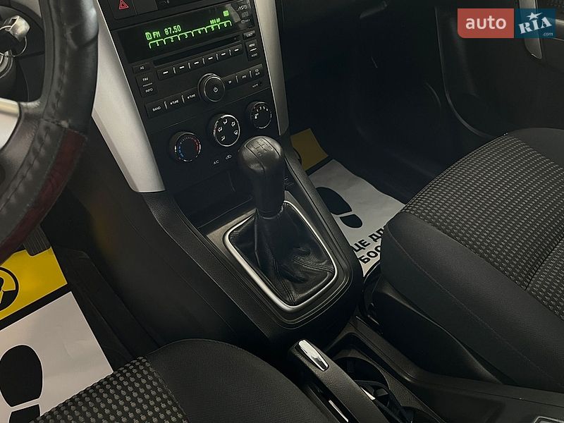 Внедорожник / Кроссовер Chevrolet Captiva 2010 в Львове