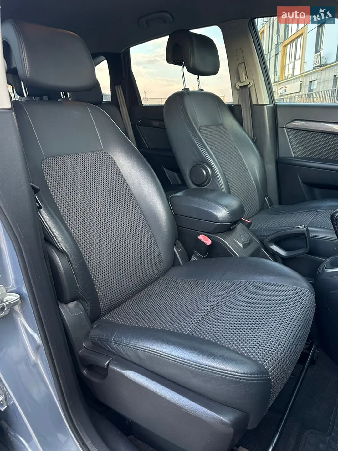 2010 Chevrolet Captiva - мініатюра 31