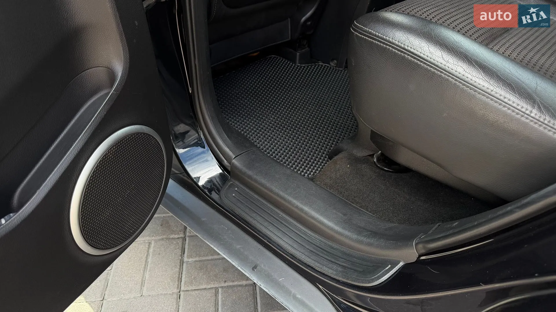 2011 Chevrolet Captiva - мініатюра 17