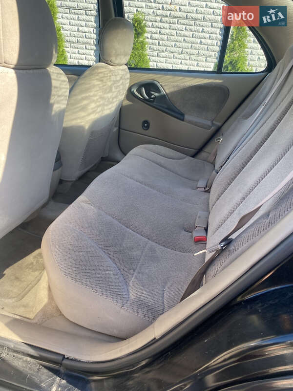 Седан Chevrolet Cavalier 2003 в Кременчуці