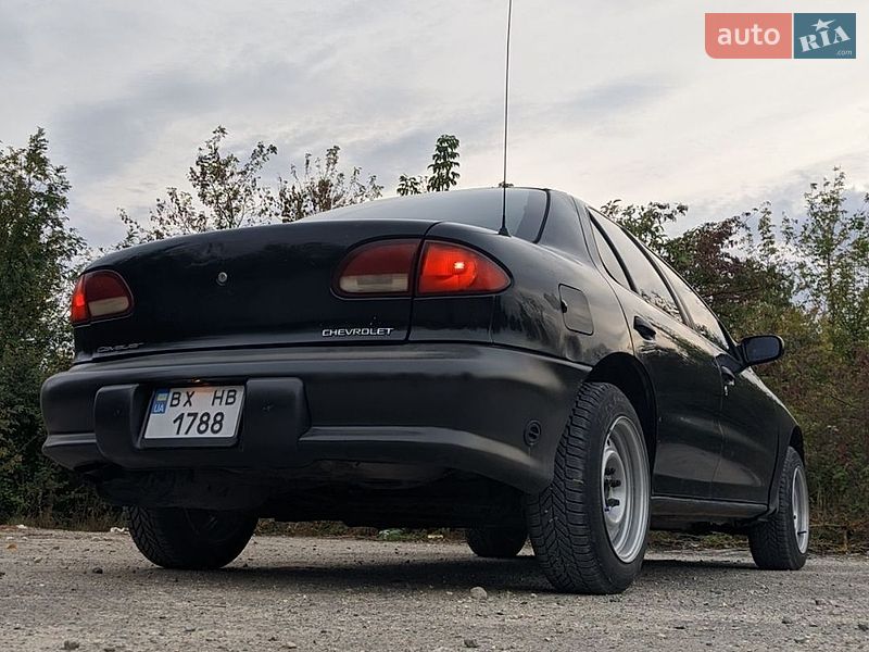 Седан Chevrolet Cavalier 1997 в Хмельницком