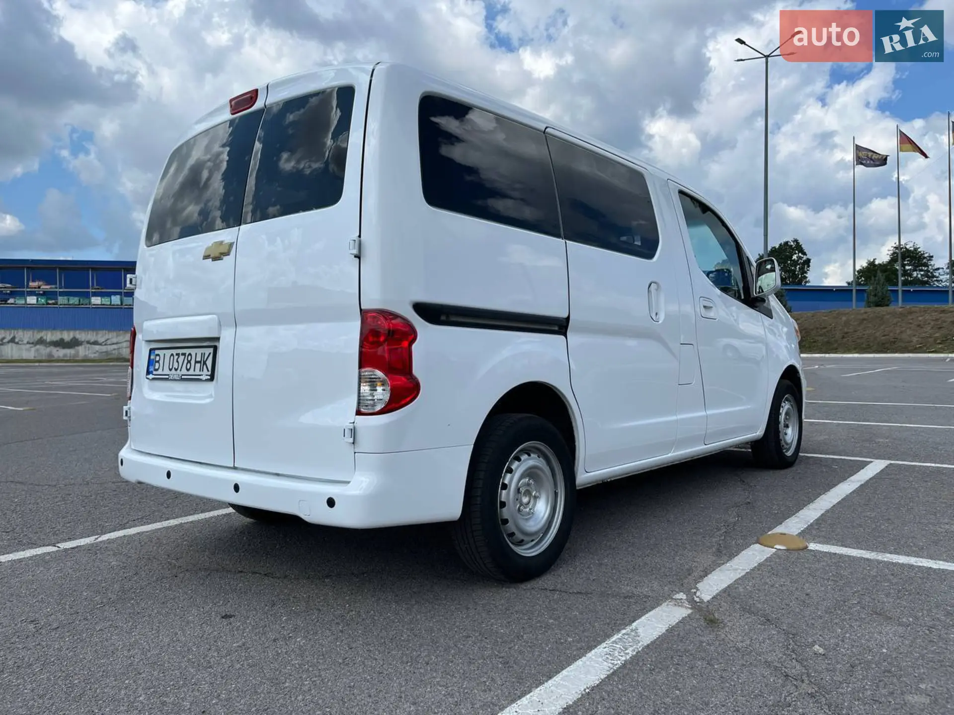 2017 Chevrolet Express - мініатюра 7
