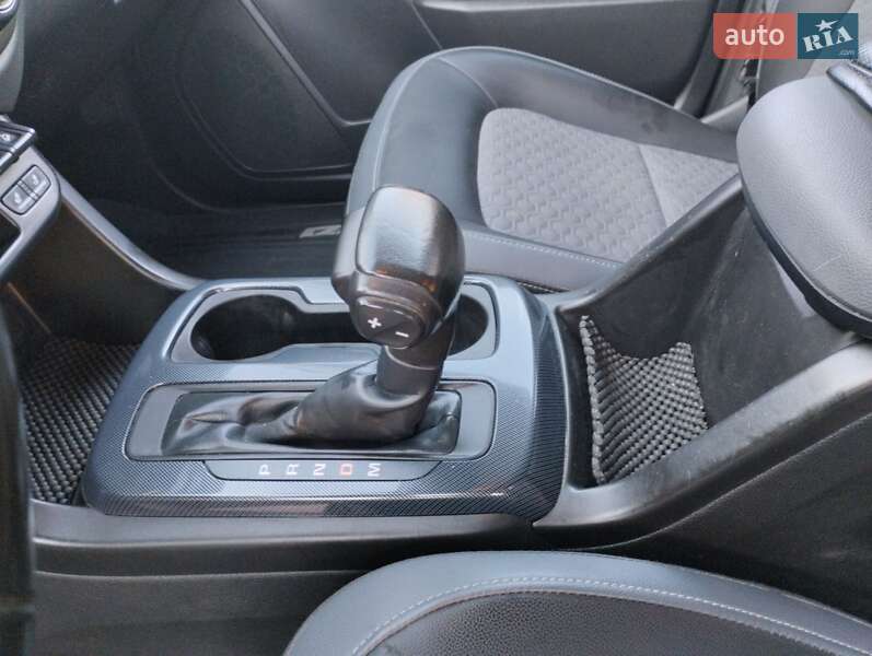 Пикап Chevrolet Colorado 2015 в Чернигове