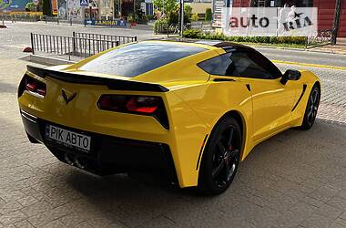 Купе Chevrolet Corvette 2015 в Львові