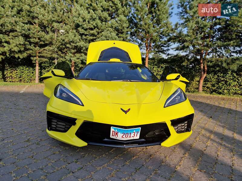 Кабріолет Chevrolet Corvette 2022 в Івано-Франківську
