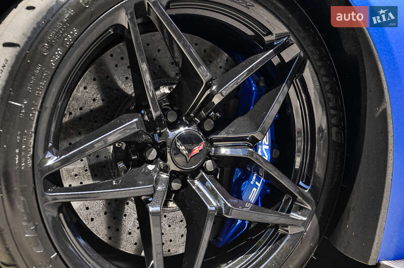 Купе Chevrolet Corvette 2019 в Киеве