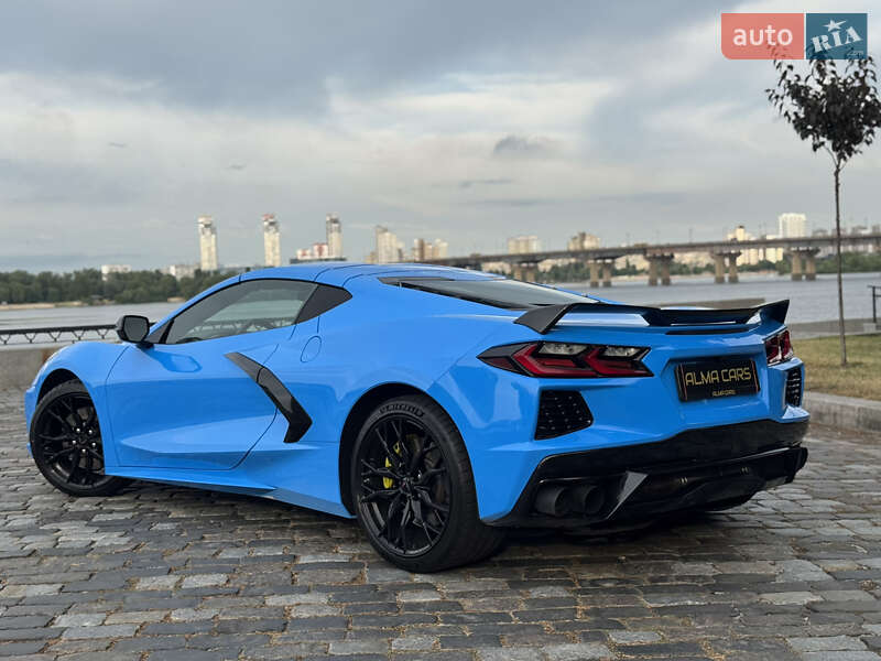 Кабриолет Chevrolet Corvette 2022 в Киеве