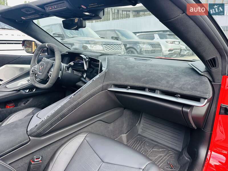 Кабріолет Chevrolet Corvette 2021 в Києві фото 28 Кабріолет Chevrolet Corvette 2021 в Києві