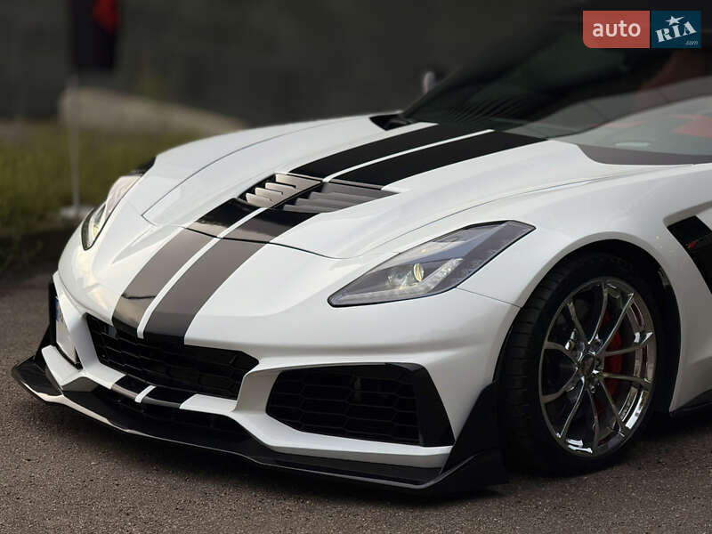 Кабріолет Chevrolet Corvette 2015 в Харкові