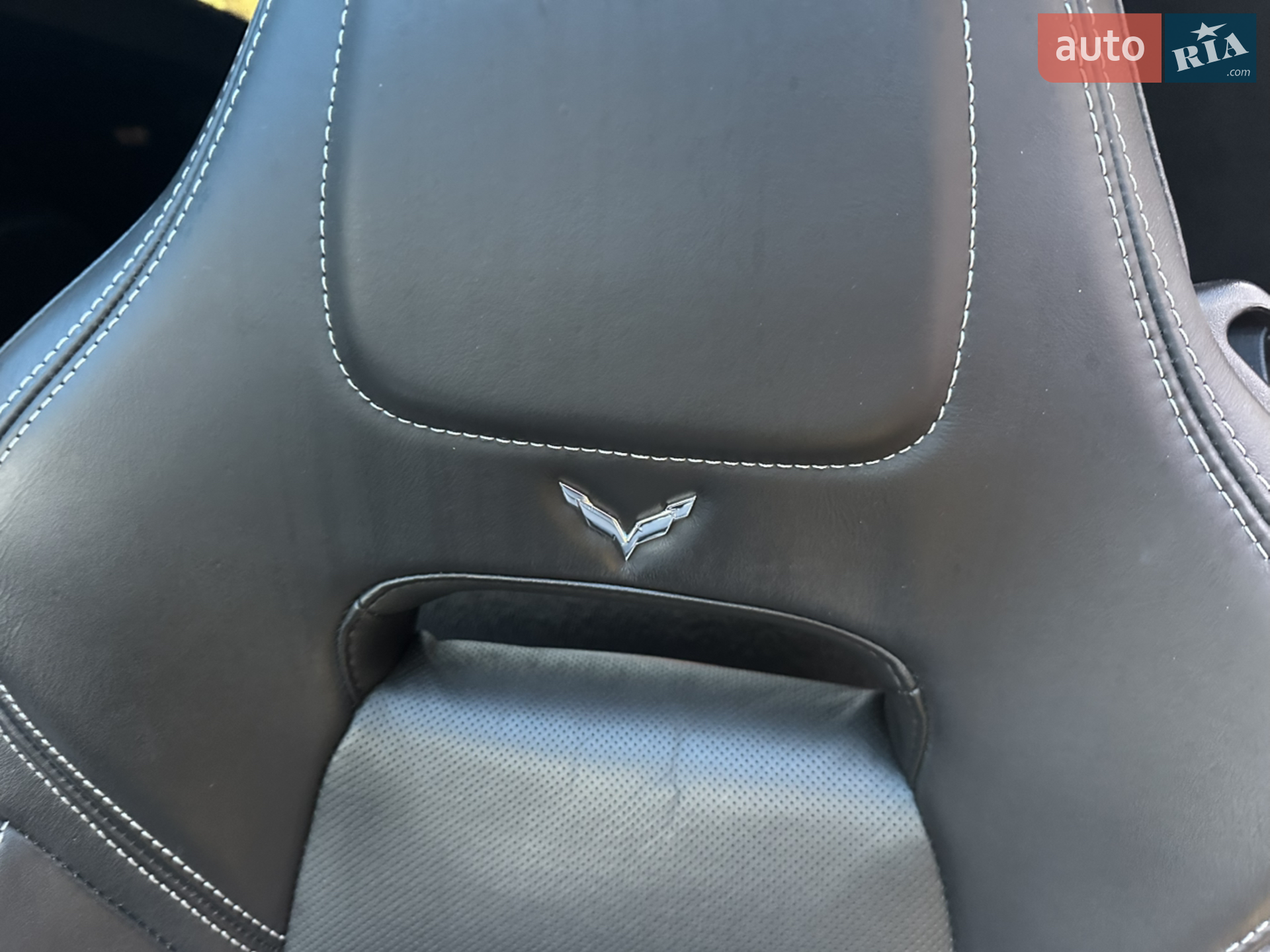 2015 Chevrolet Corvette - мініатюра 20