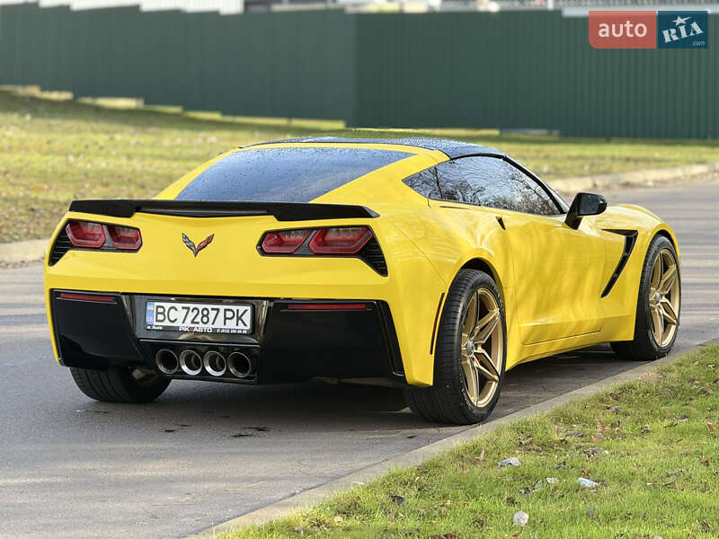 Купе Chevrolet Corvette 2015 в Києві