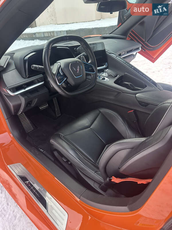 Кабриолет Chevrolet Corvette 2022 в Киеве фото 6 Кабриолет Chevrolet Corvette 2022 в Киеве