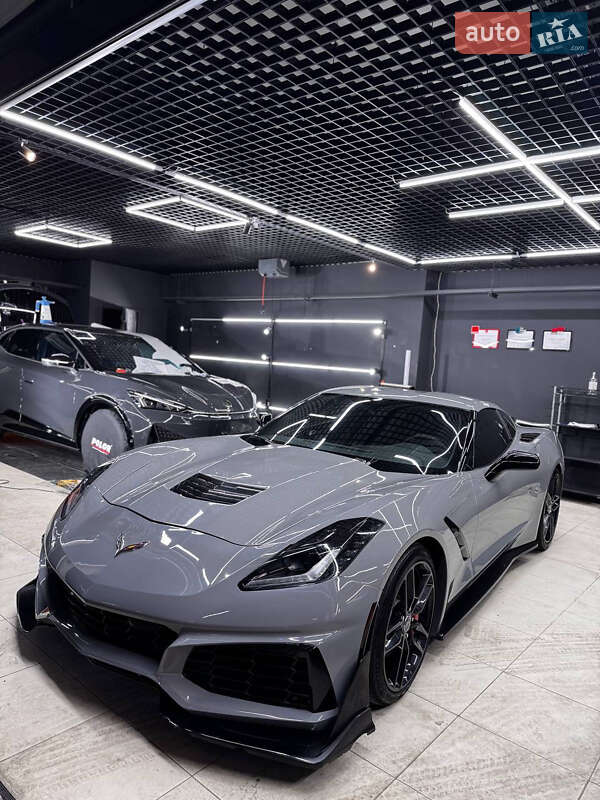 Кабриолет Chevrolet Corvette 2016 в Киеве