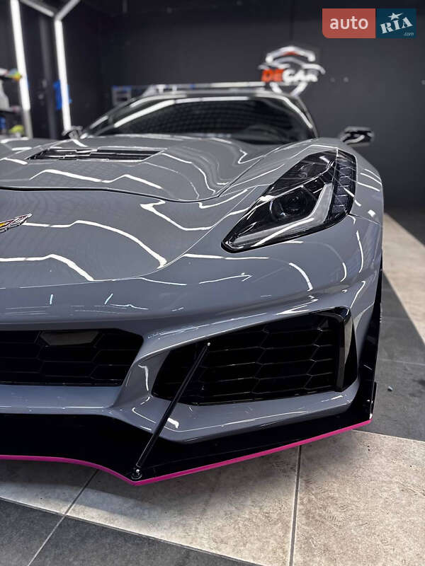 Кабриолет Chevrolet Corvette 2016 в Киеве