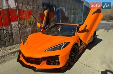 Кабриолет Chevrolet Corvette 2022 в Киеве