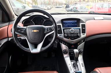 Седан Chevrolet Cruze 2010 в Киеве