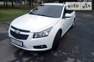 Седан Chevrolet Cruze 2012 в Ровно