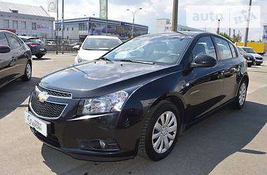 Хэтчбек Chevrolet Cruze 2011 в Киеве