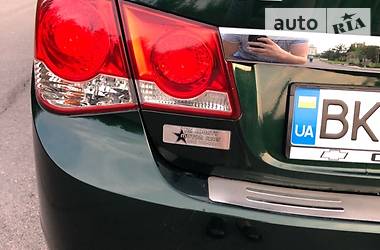 Седан Chevrolet Cruze 2014 в 