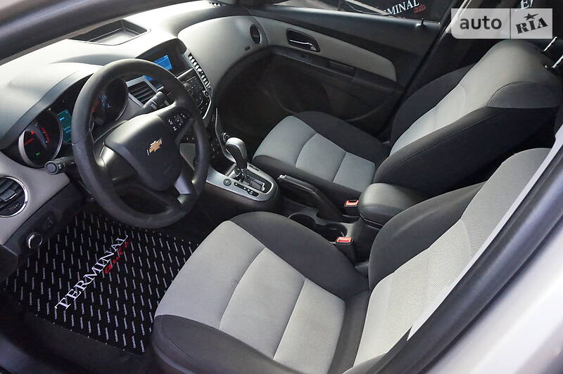 Седан Chevrolet Cruze 2013 в Одесі