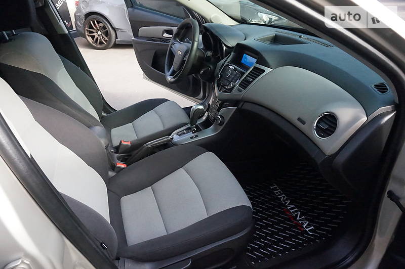 Седан Chevrolet Cruze 2013 в Одесі