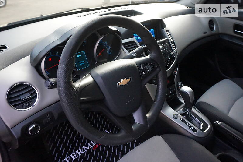 Седан Chevrolet Cruze 2013 в Одесі