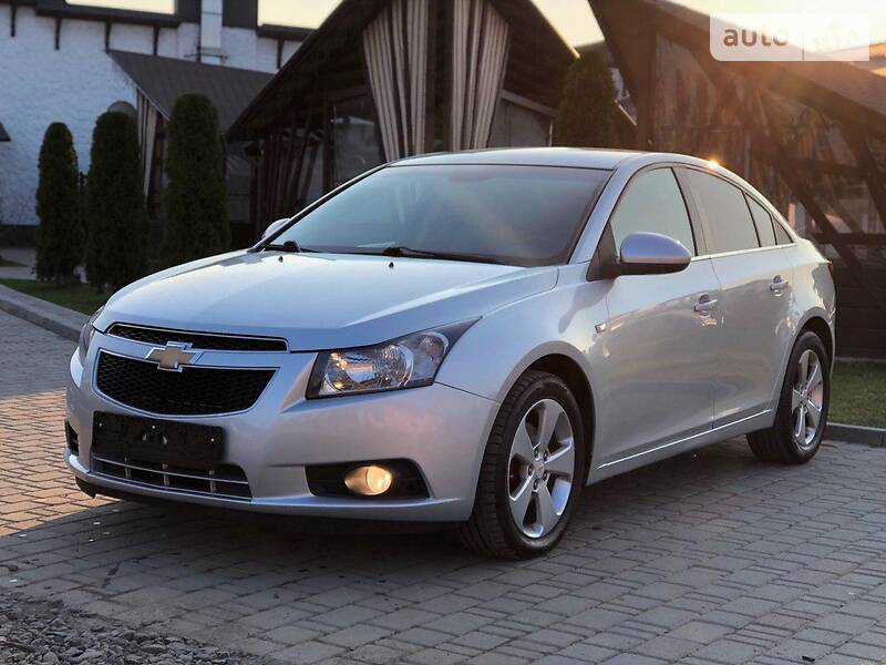 Седан Chevrolet Cruze 2012 в Коломые