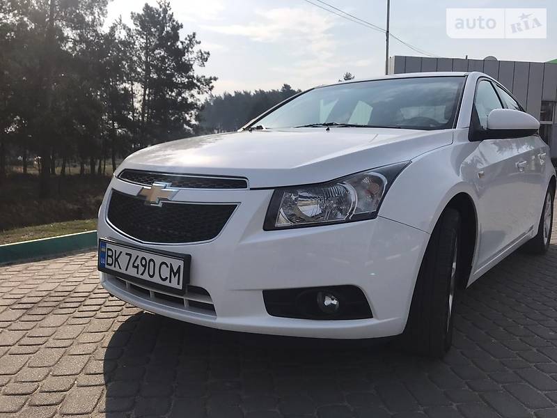 Седан Chevrolet Cruze 2010 в Бродах