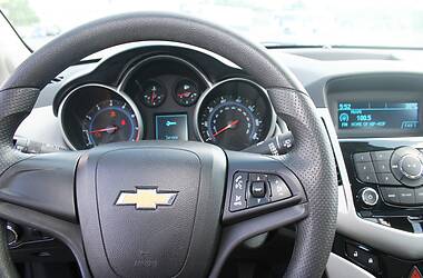 Седан Chevrolet Cruze 2014 в Киеве