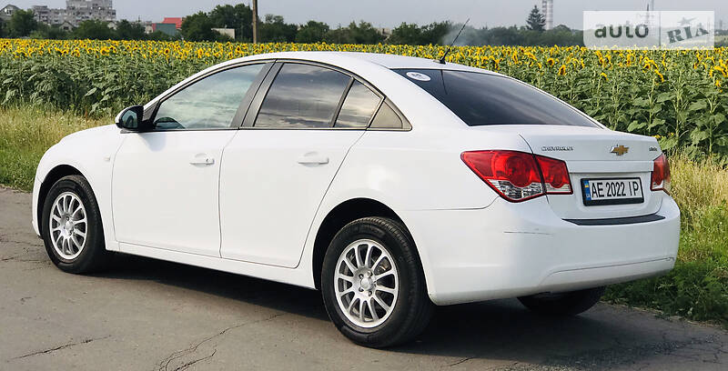 Седан Chevrolet Cruze 2011 в Кам'янському