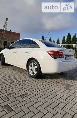 Седан Chevrolet Cruze 2009 в Мукачевому