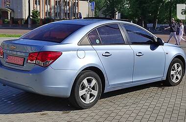 Седан Chevrolet Cruze 2009 в Житомире