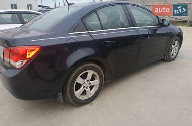 Седан Chevrolet Cruze 2014 в Черноморске