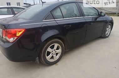 Седан Chevrolet Cruze 2014 в Черноморске