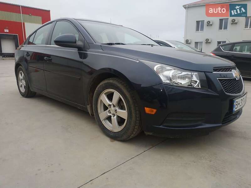 Седан Chevrolet Cruze 2014 в Черноморске