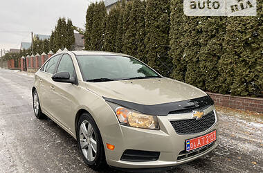 Седан Chevrolet Cruze 2013 в Ровно