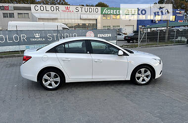 Седан Chevrolet Cruze 2010 в 