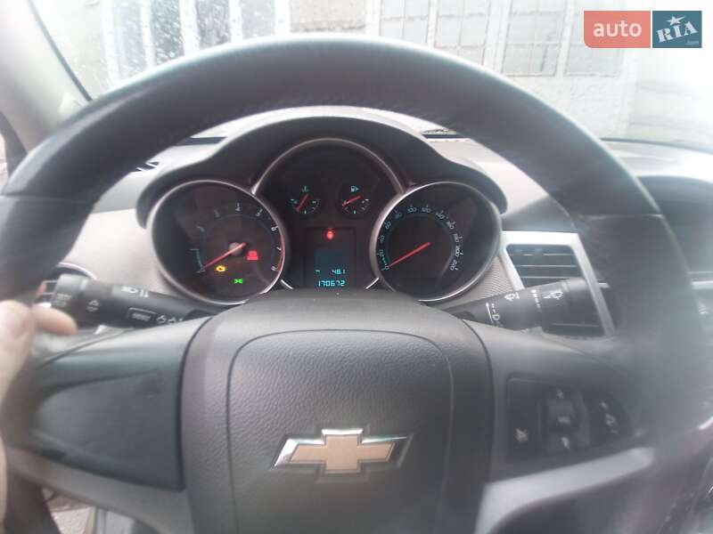 Седан Chevrolet Cruze 2010 в Кобеляках