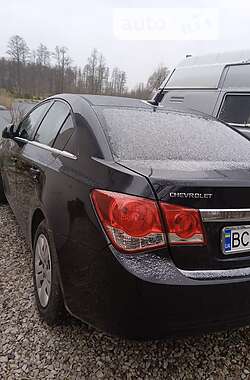 Седан Chevrolet Cruze 2013 в Львове