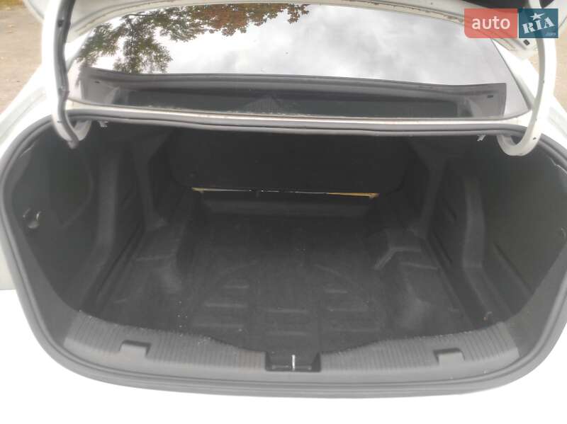 Седан Chevrolet Cruze 2016 в Покровську